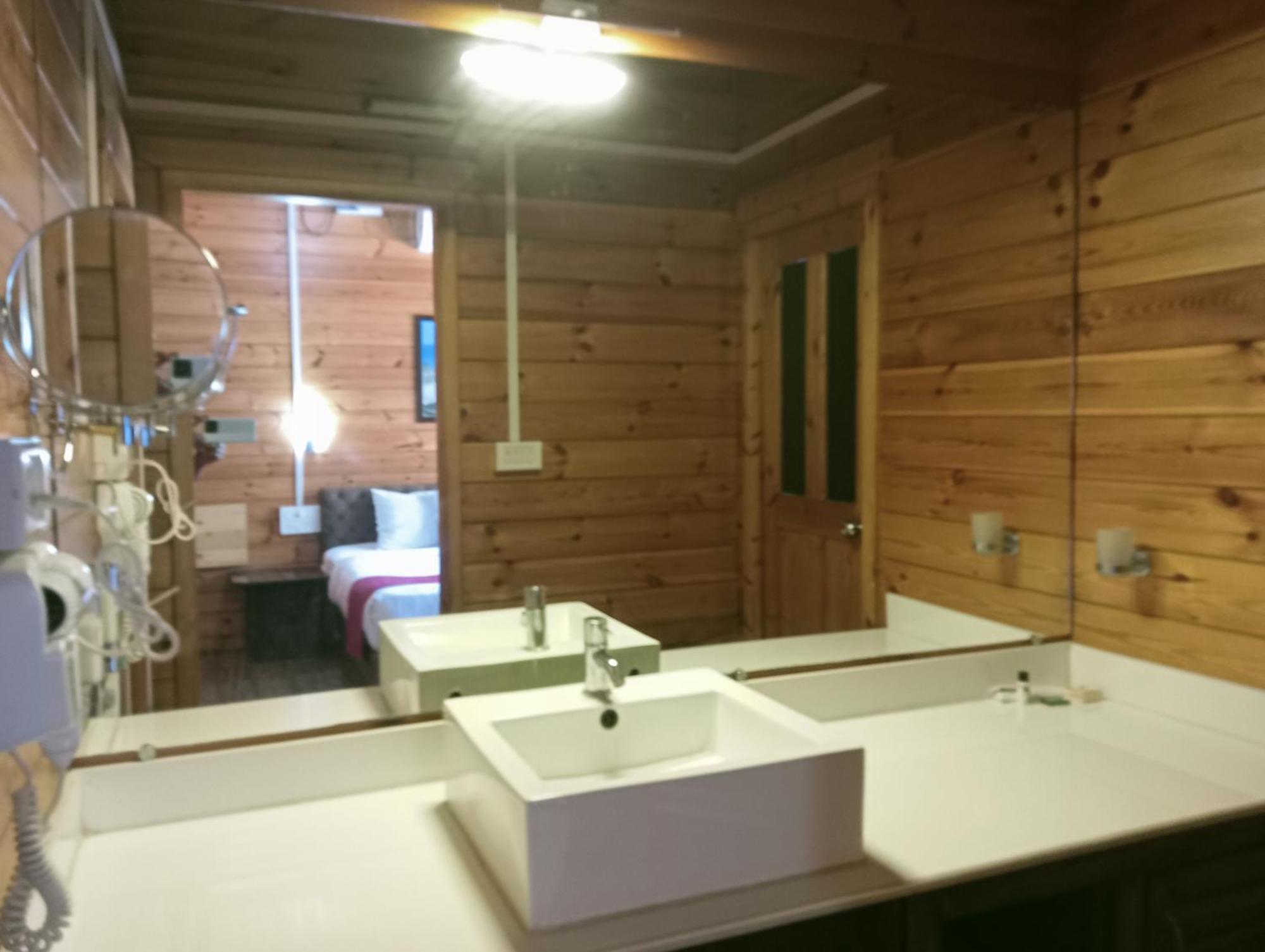 פורט בלייר Adhvasaha Beach Spa Resort מראה חיצוני תמונה